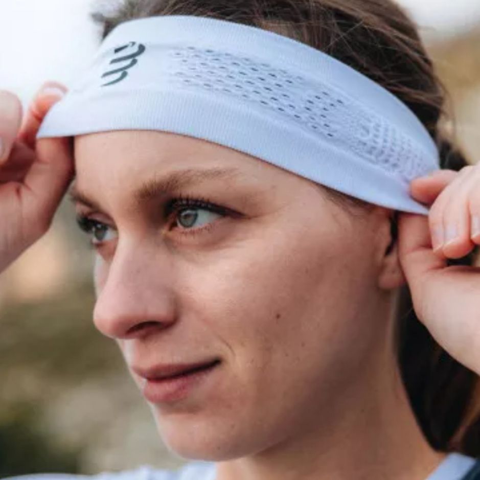 Compressport Thin Headband ผ้าคาดศีรษะแถบเล็กจากคอมเพรสสปอร์ต