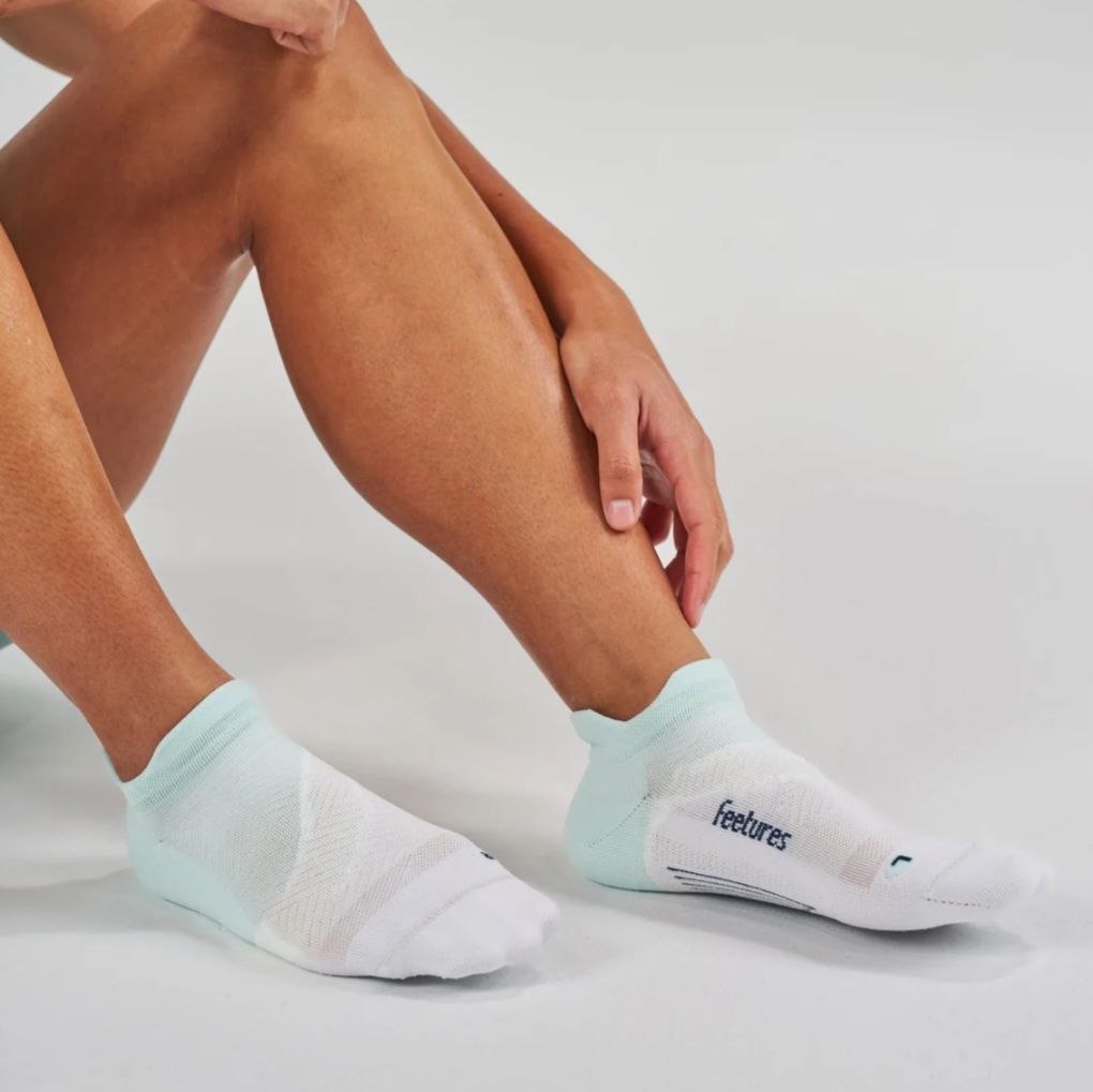 ถุงเท้า Feetures Elite Light Cushion No Show Unisex