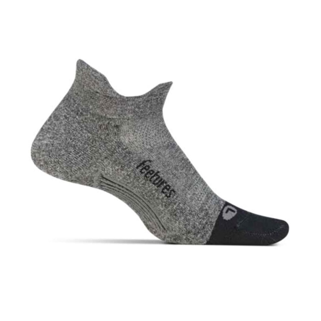 ถุงเท้า Feetures Elite Light Cushion No Show Tab S24