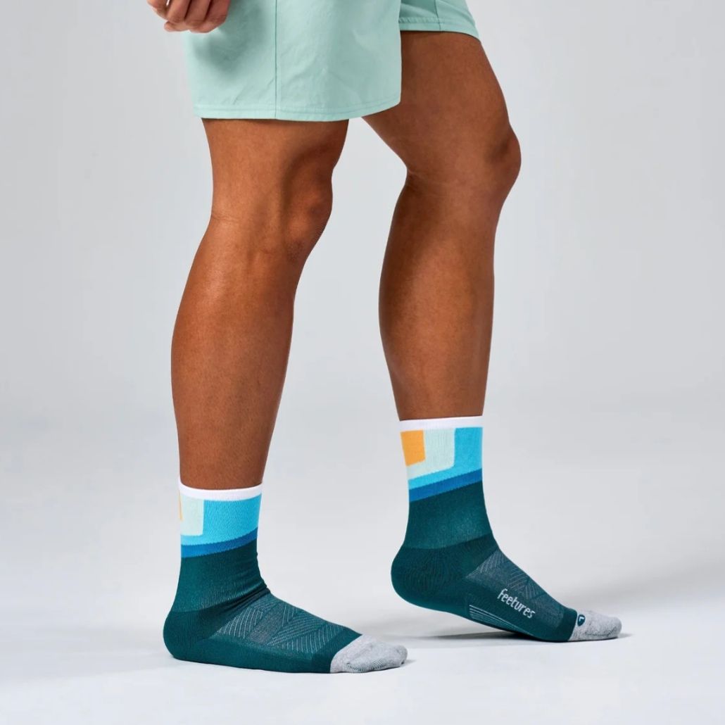 ถุงเท้า Feetures Elite Light Cushion Mini Crew
