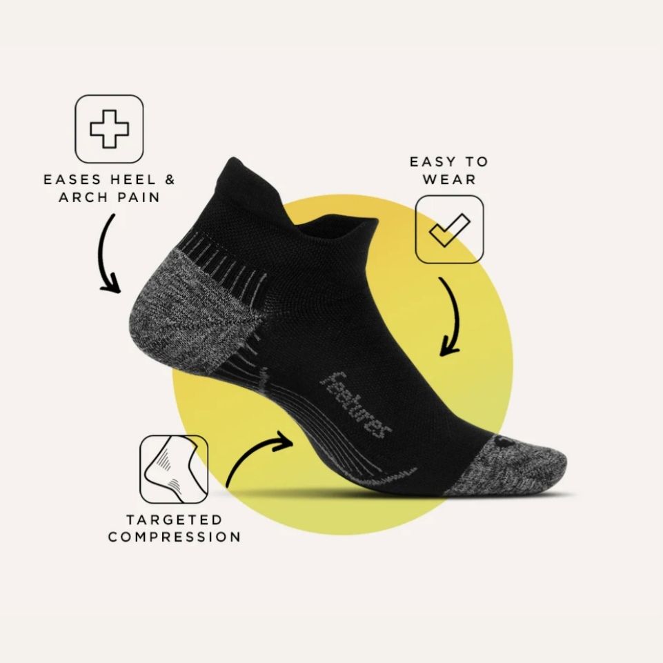 ถุงเท้าลดอาการเจ็บรองช้ำ Feetures Plantar Fasciitis Relief Light Cushion No Show